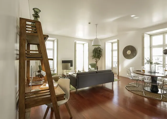 Bairro Alto Apartments By Linc